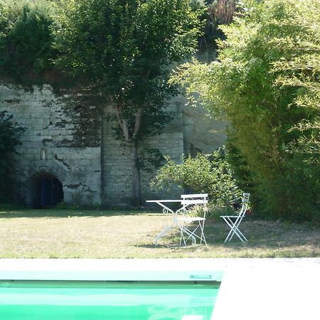 Chambre D' Hotes La Lucasserie Bed & Breakfast Saumur Dış mekan fotoğraf