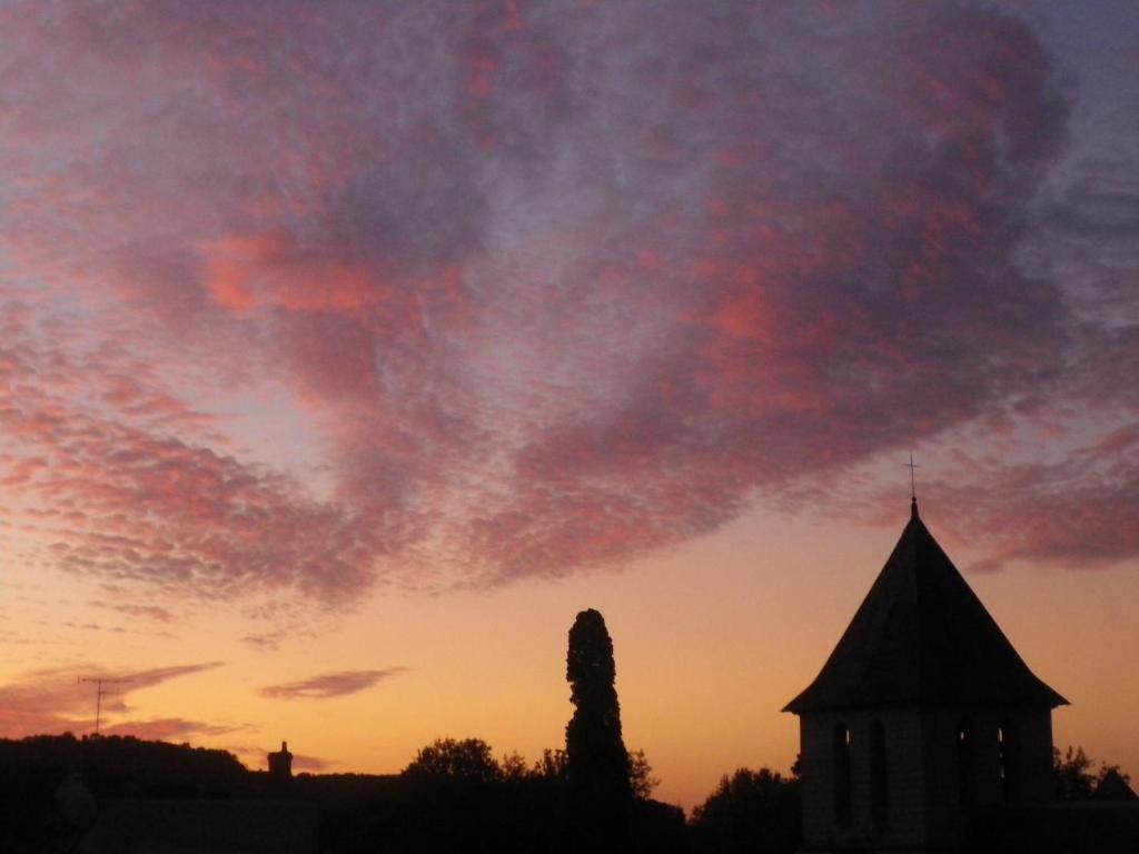 Chambre D' Hotes La Lucasserie Bed & Breakfast Saumur Dış mekan fotoğraf